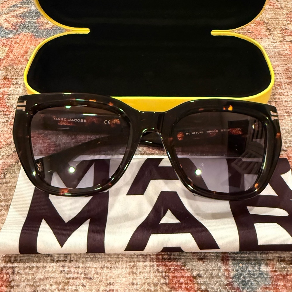 Brand NEW Marc Jacobs Sunglasses